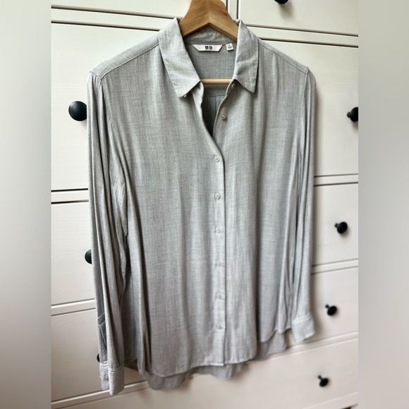 Uniqlo Super Soft, Gray Button Down Shirt - Picture 9 of 12